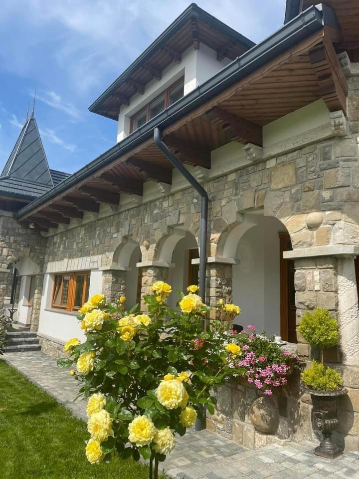 Hotel Conacul Cornu 1945 à Cornu de Jos Extérieur photo